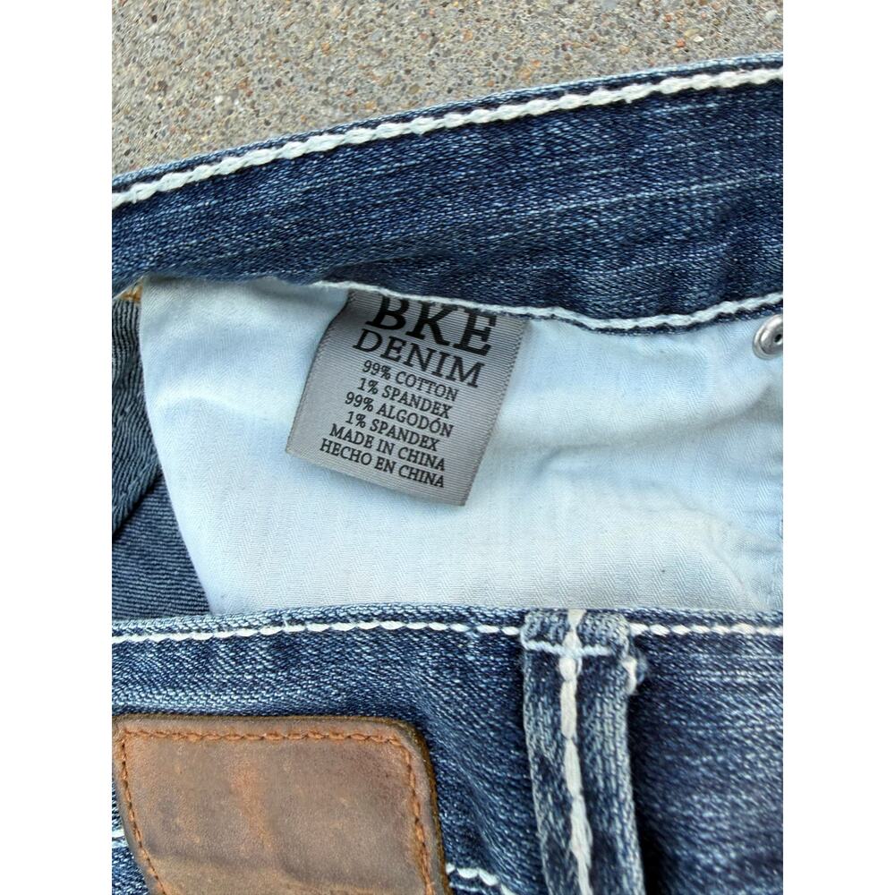 BKE Jake 30L Regular Fit Boot Cut Blue Jeans Stretch ABM15032 - Picture 6 of 10
